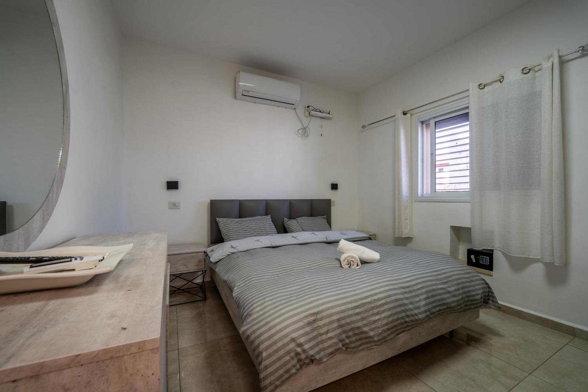 אדום 179, נופש Holiday home