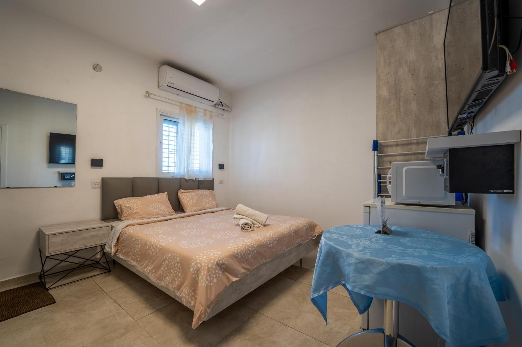 אדום 179, נופש Holiday home *