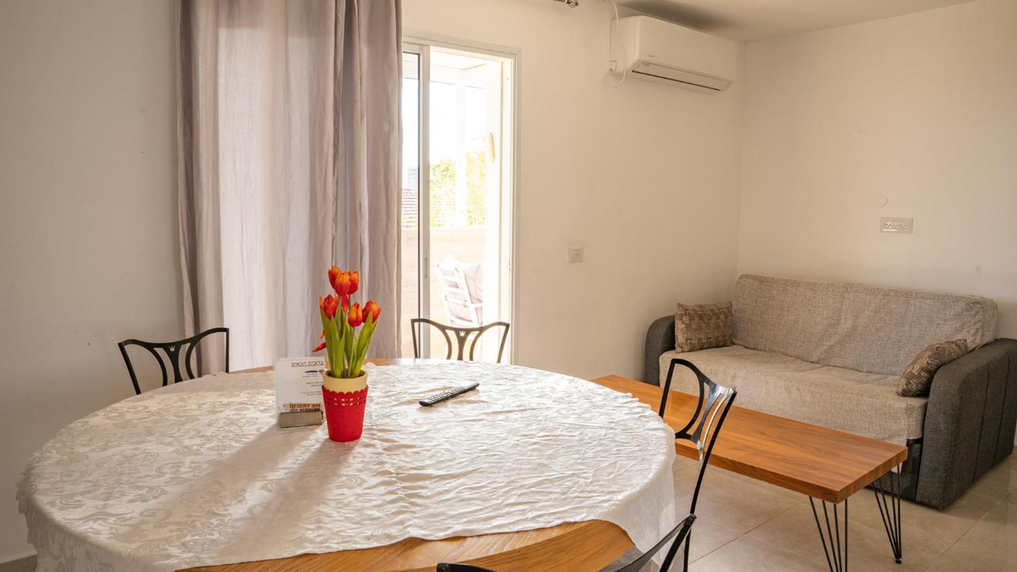 Holiday home אדום 179, נופש